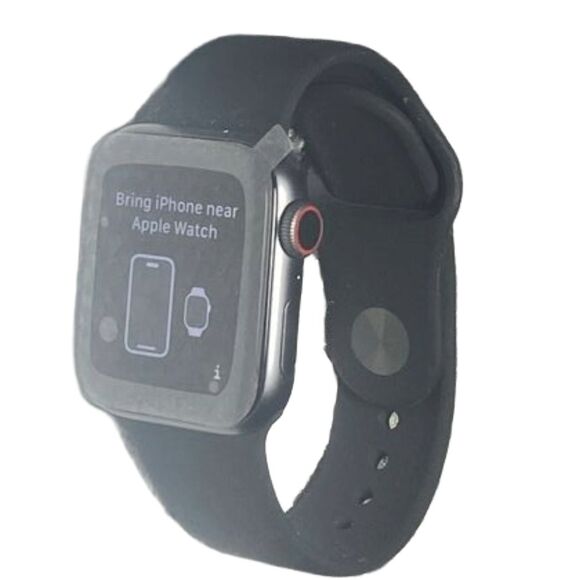 Apple Watch Series 4 40mm Space Gray Aluminum Black Sport Band GPS + LTE Unlocke - Picture 1 of 6